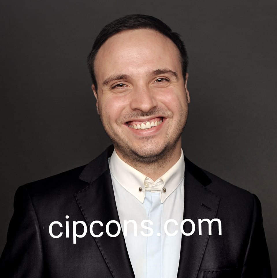 Челядник Василий Васильевич